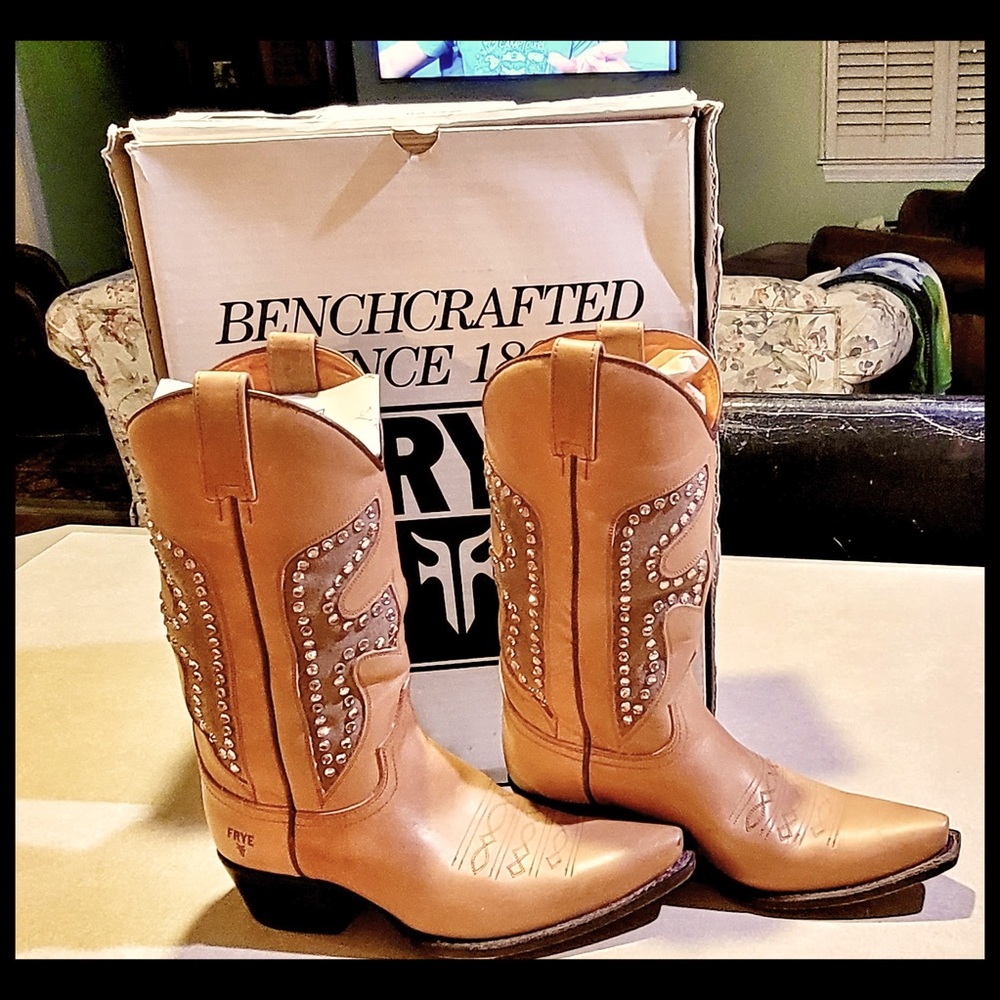Frye women’s cowboy boots